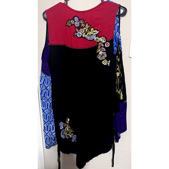 Usindo Vest sz S Beaded Embroidered Flowers Patchwork colorful Boho Art to wear - Picture 7 of 10
